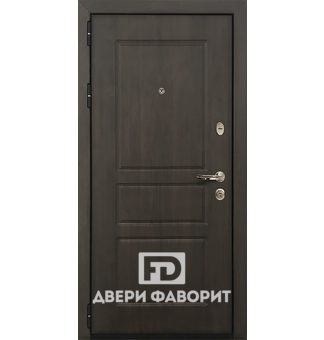 офисная дверь с отделкой винорит и массив дерева