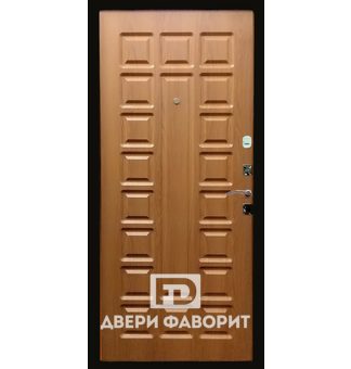 металлическая дверь в квартиру с мдф квадраты