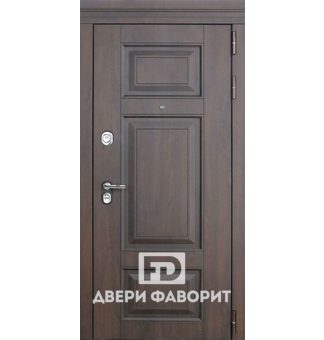 дверь для улицы с виноритом черного цвета