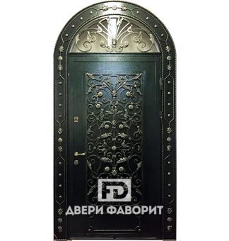 металлическая арочная дверь со стеклом и ковкой